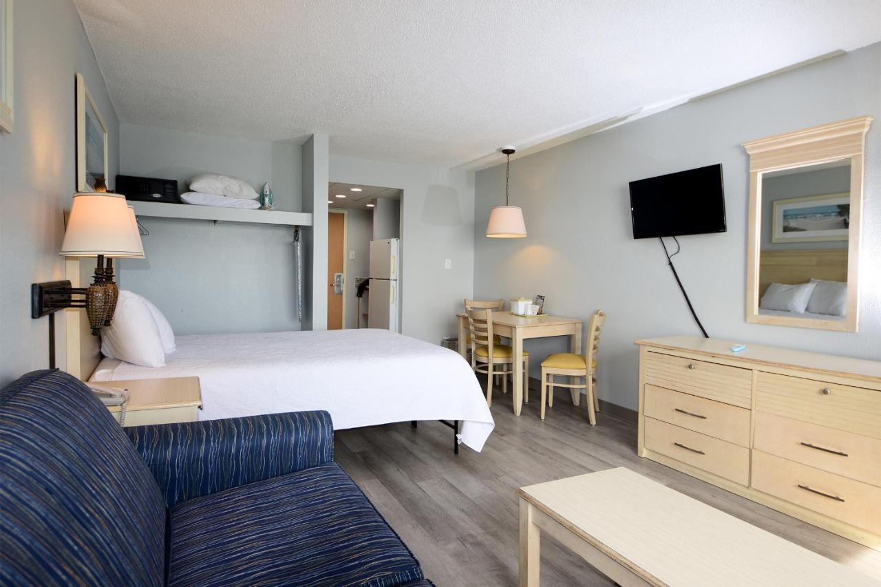 Holiday Sands North "On The Boardwalk" Миртл-Бич Экстерьер фото