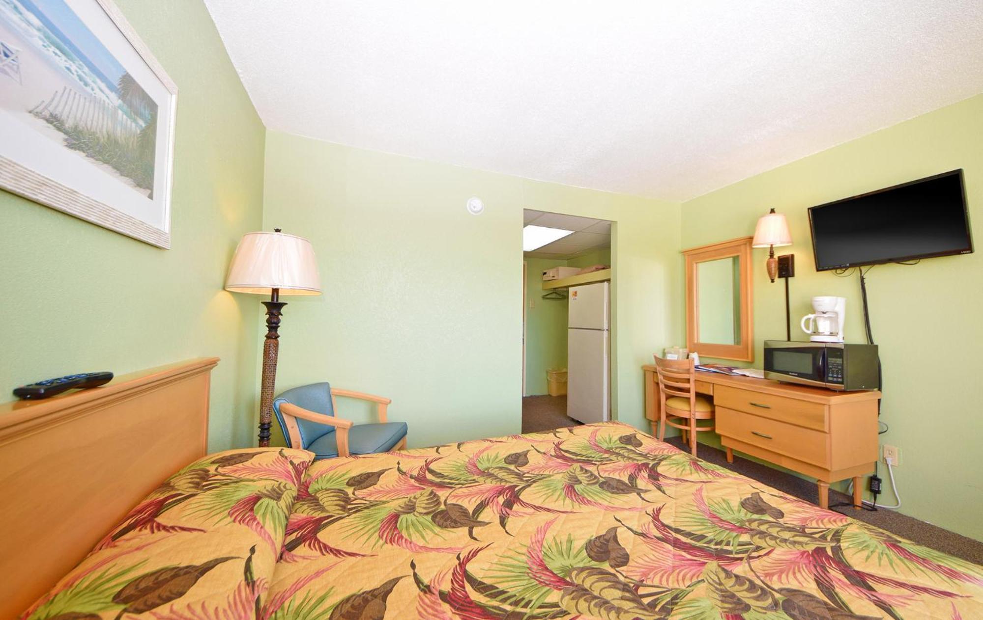 Holiday Sands North "On The Boardwalk" Миртл-Бич Номер фото